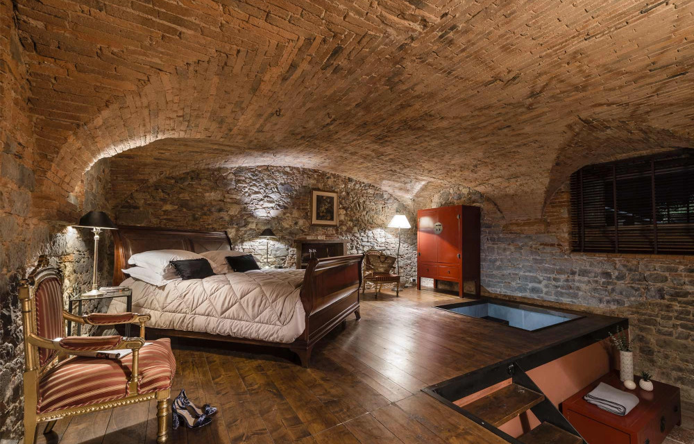 media.Slide-Suite-Masaccio-01-Villa-Guinigi