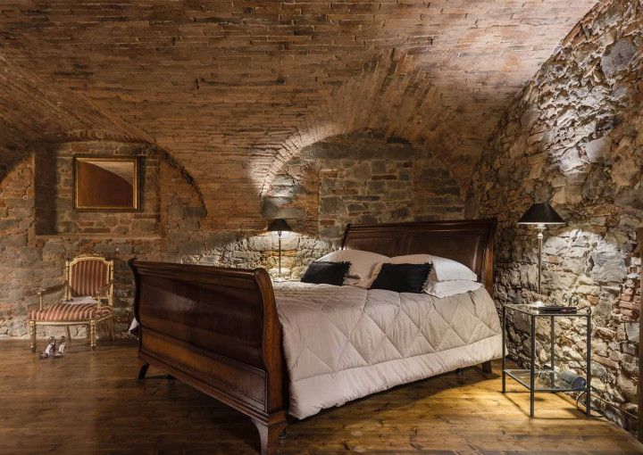 media.Slide-Suite-Masaccio-06-Villa-Guinigi