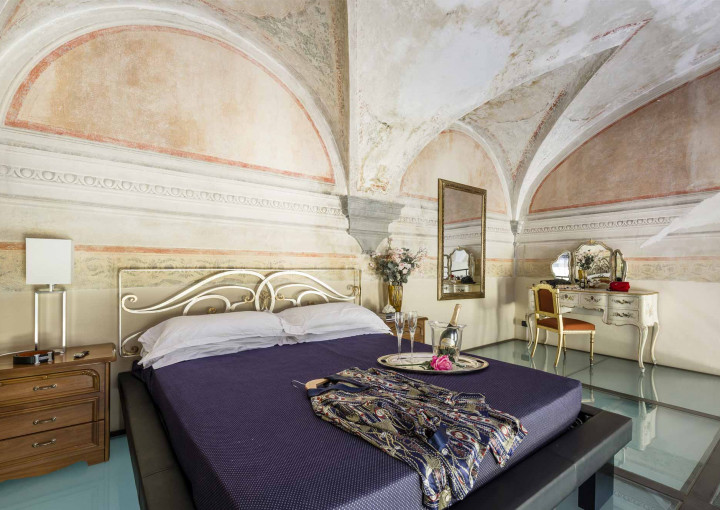 media.Slide-Suite-Raffaello-03-Villa-Guinigi