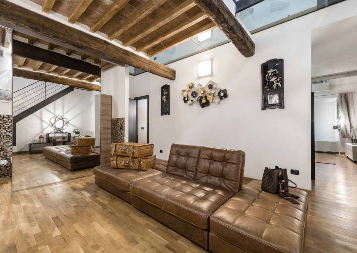 media.Slide-Penthouse-Giotto-03-Villa-Guinigi