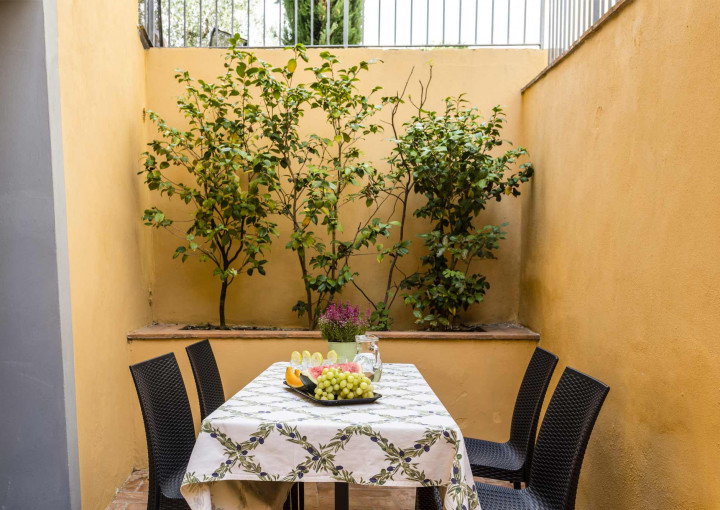 media.Slide-Agave-06-Villa-Guinigi