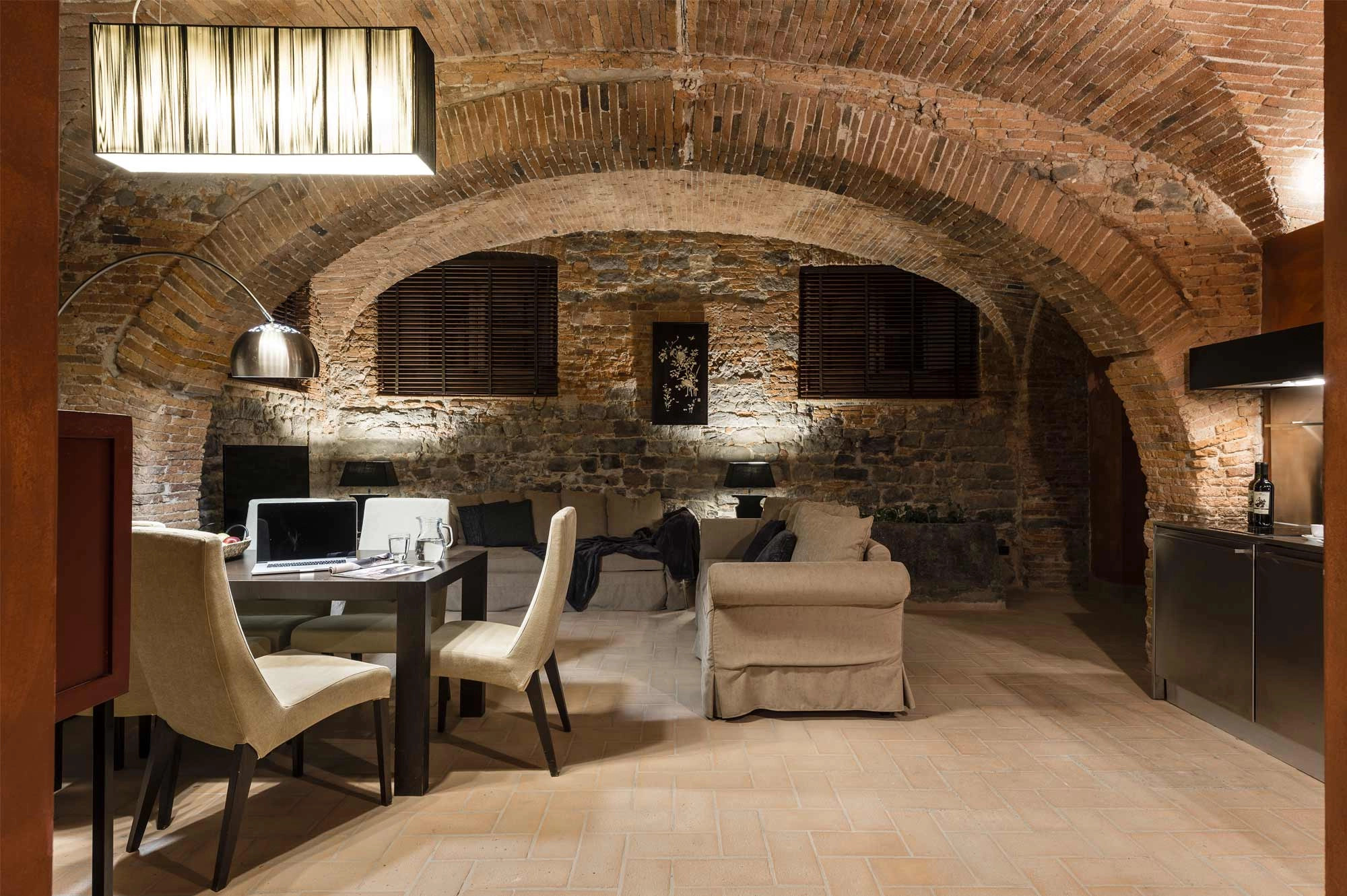 media.Slide-Suite-Masaccio-03-Villa-Guinigi