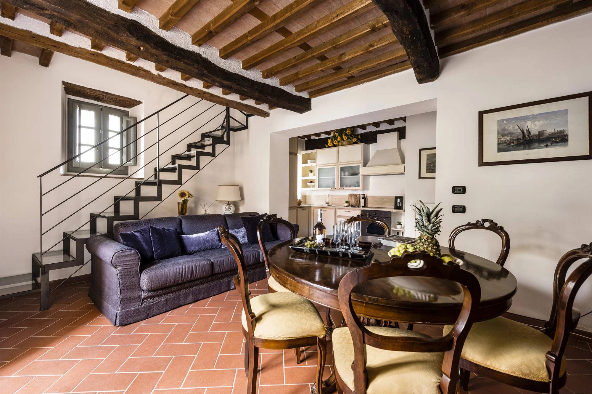 media.Slide-Camelia-02-Villa-Guinigi