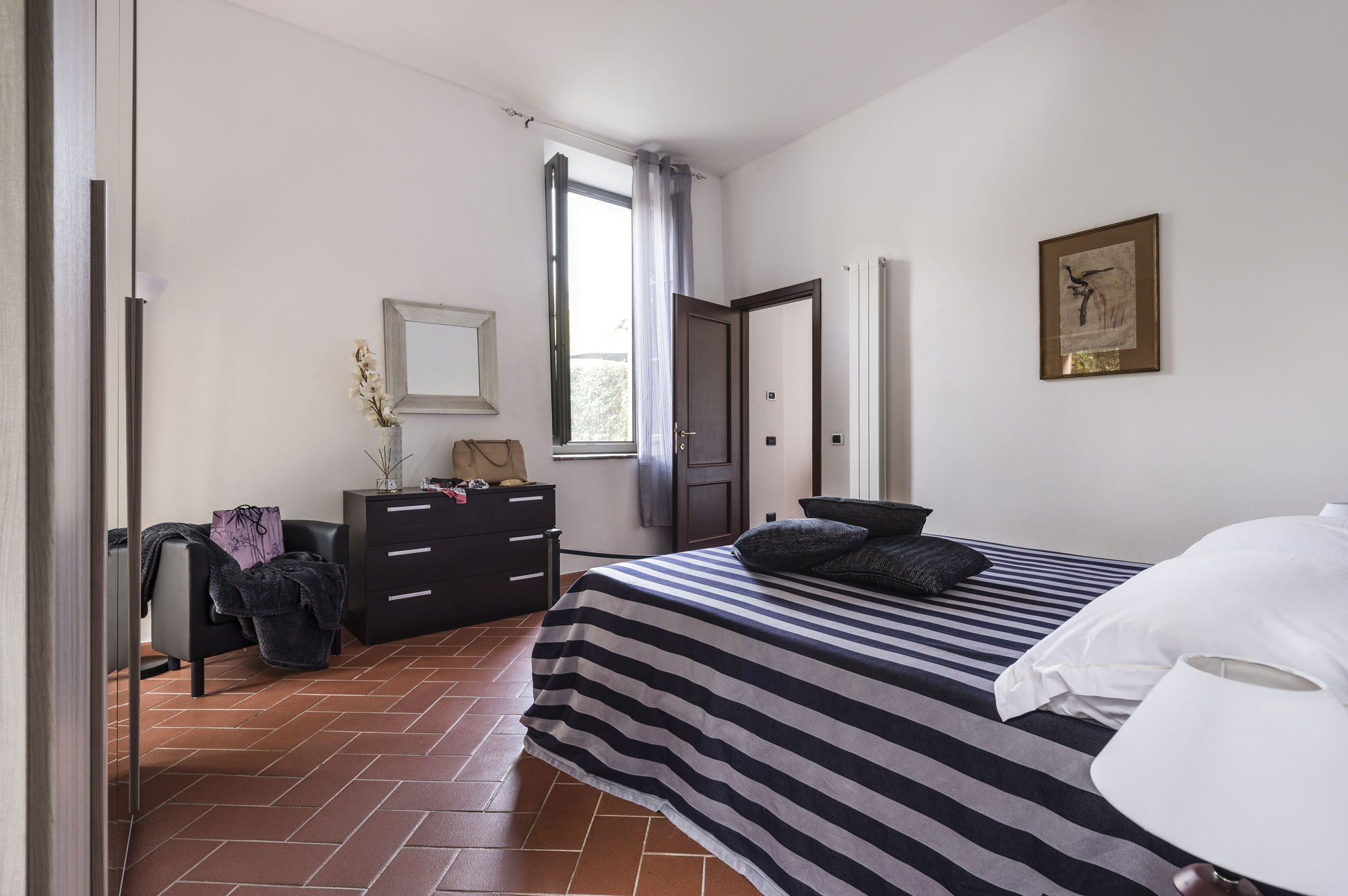 media.Slide-Ortensia-camera--matrimoniale